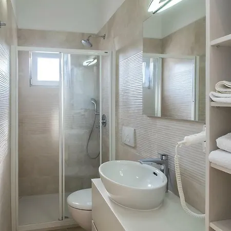 Bruna Apartment Omis