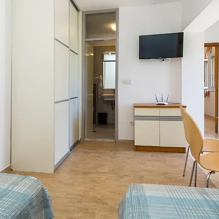 Bruna Apartment *
